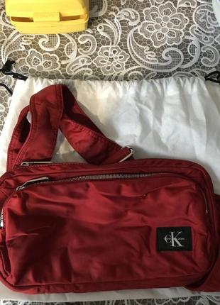 Бананка поысная сумкк Utility calvin klein