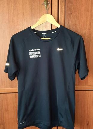 Футболка nike running dri fit reflective