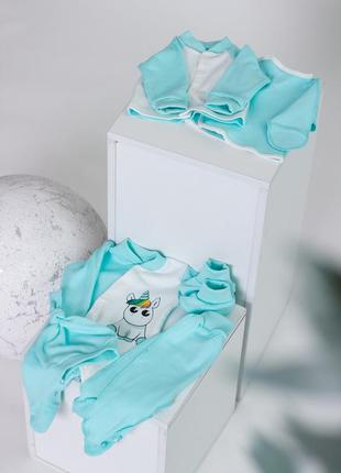 Комплект одежды для новорожденных4 фото