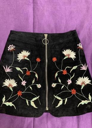 Мини юбка из замши с вышивкой zara юбочка вышывка зара6 фото