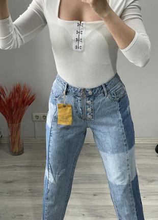 Крутые джинсы мом5 фото