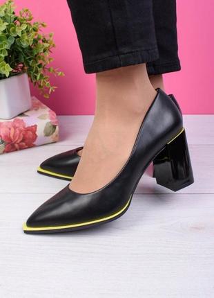 Хит!! 37,39 р. женские черные туфли на каблуке1 фото