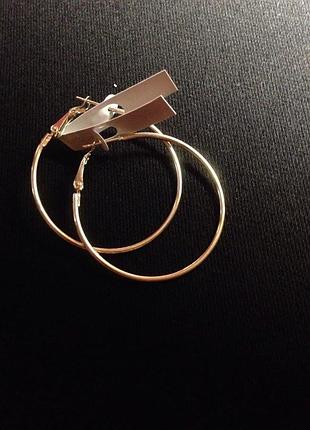 Оригинальные,модные серьги - от золотых не отличить!