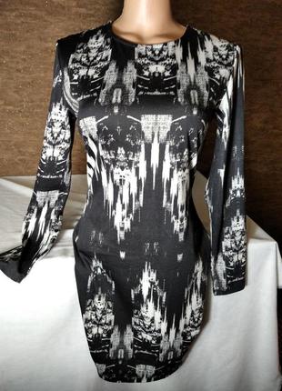 Стильное трикотажное платье по фигуре миди с открытой спиной  h&m1 фото