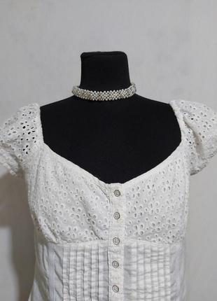 Брендовая, шикарная блуза со сквозной вышивкой2 фото