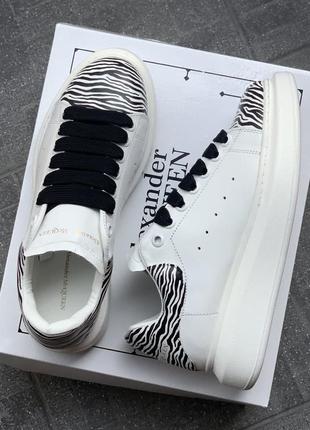 Кроссовки alexander mcqueen oversized white/zebra7 фото