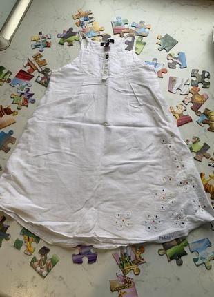 Білосніжний лляної сукня сарафан dkny на 5-6 років2 фото