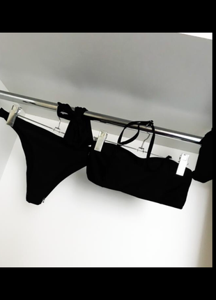 Раздельный купальник бандо с чашками