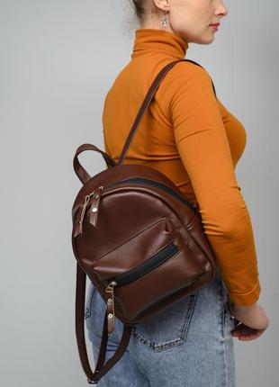Стильний жіночий коричневий рюкзак для міста  в різних розмірах9 фото