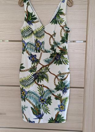 Фактурне сукню в квітковий принт на літо amisu сукня в квіти3 фото
