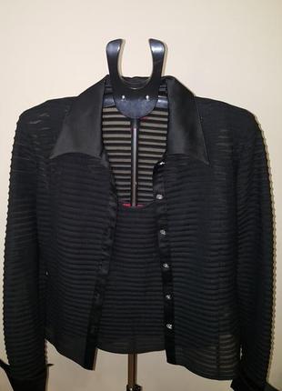 Двойка блузка пиджак р.40