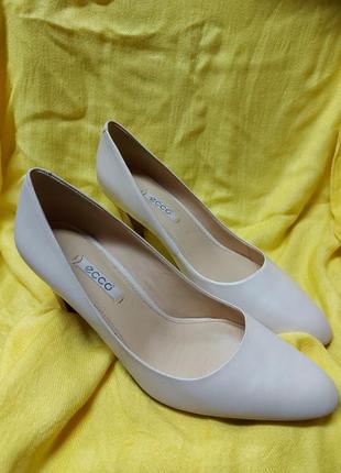Ecco туфли 40 размер