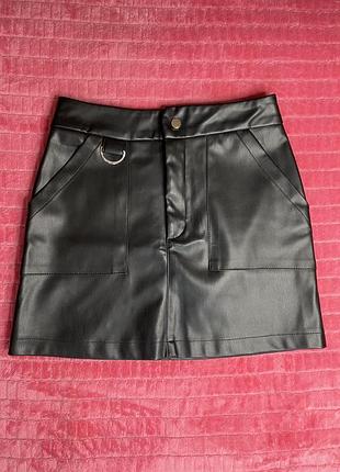 Шкіряна спідниця