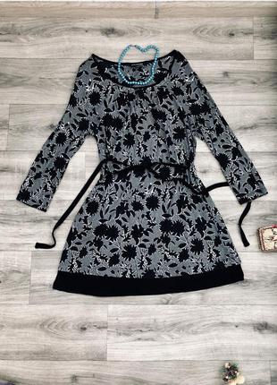 Сукня туніка