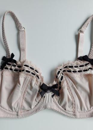 Кокетливий бюстгальтер без паралону