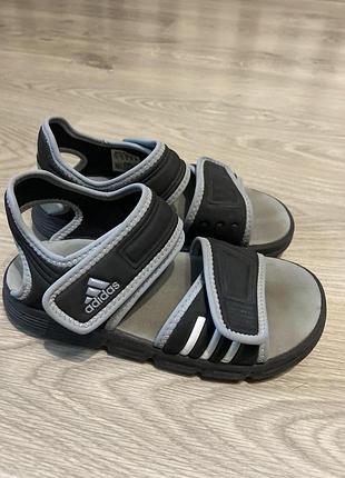 Классные сандали боссоножки adidas