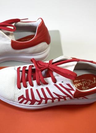 Замшевые итальянские кроссовки