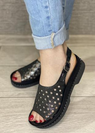 Турецкие кожаные босоножки