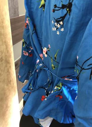 Красива натуральна синя блуза у квіти з рюшами 💙4 фото
