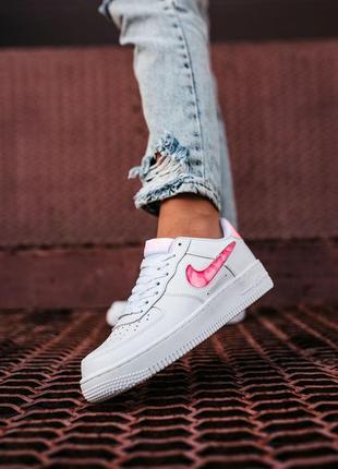 Женские кроссовки nike air force 1 07 se love for all5 фото