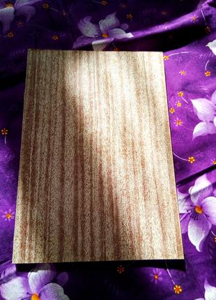 Тетрадь в клетку большая