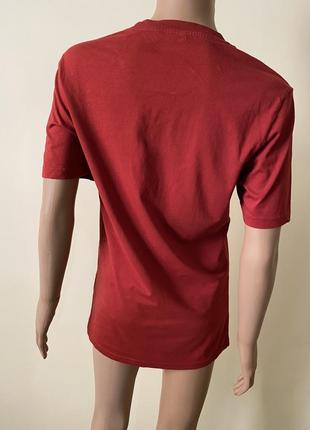 Базовая красная морковная удлиненная хлопковая футболка3 фото