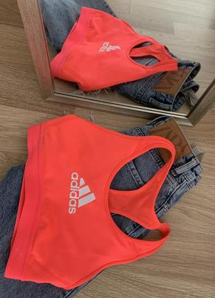 Яркий неоновый спортивный топ adidas2 фото