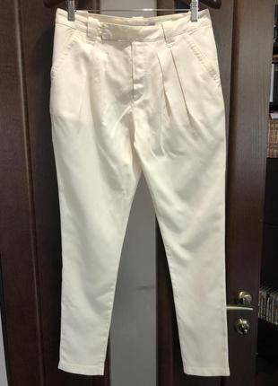 Білі літні брюки,штани see by chloe модель типу галіфе.
