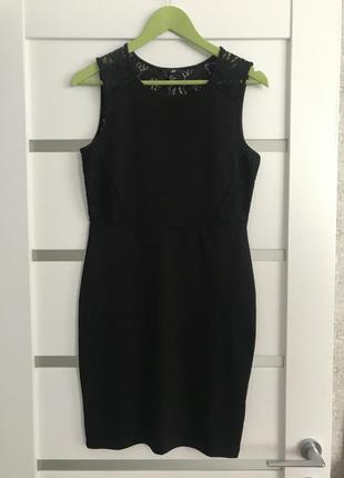 Чёрное платьеh&m