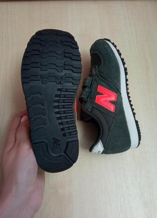 Кросівки дитячі замшеві new balance yv420sc оригінал5 фото