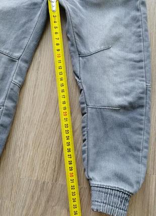Серые джинсы джоггеры primark 104 р8 фото