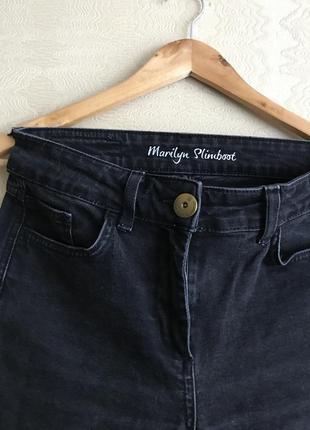 Черные джинсы , к низу немного клёш m&s.2 фото