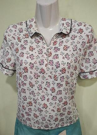 Сорочка в квітковий принт розмір 34