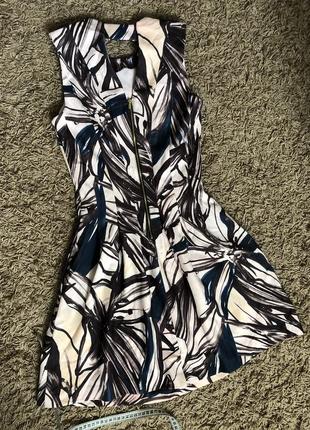 Стильне платячко розм 32-34 h&m 2