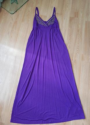 Сарафан с вышивкой на тонких бретелях