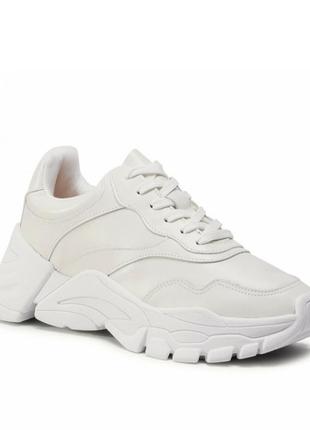 Кожаные белые женские кроссовки3 фото
