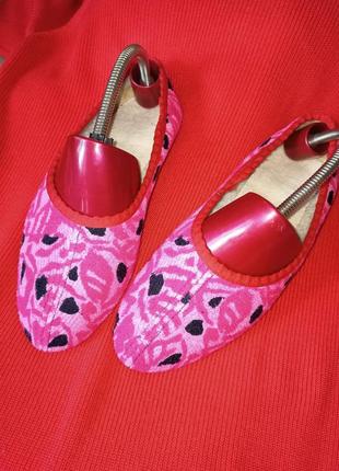 Новые махровые комнатные тапочки,37разм.