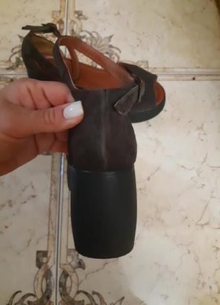 Босоніжки3 фото