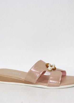 Бежеві літні шльопанці жіночі на плоскій підошві - жіноче взуття 20212 фото