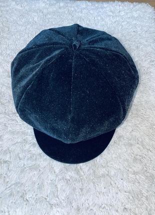 Жіноча тепла шапка, капелюх всередині на хутрі зима3 фото