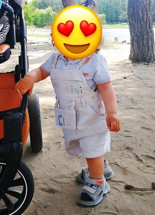Качественный набор полукомбинезон, шорты des petit и бодик george на 9-12мес