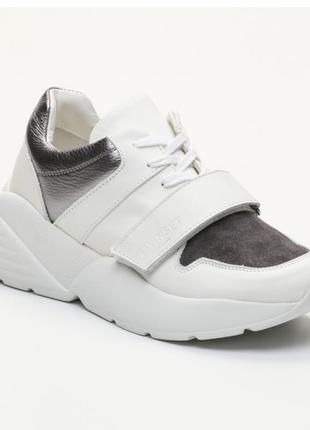 Шкіряні кросівки на платформі twinset , оригінал