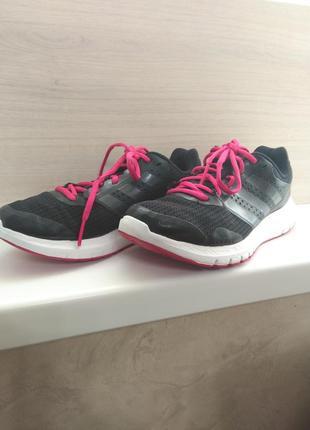 Кросівки adidas розмір 39