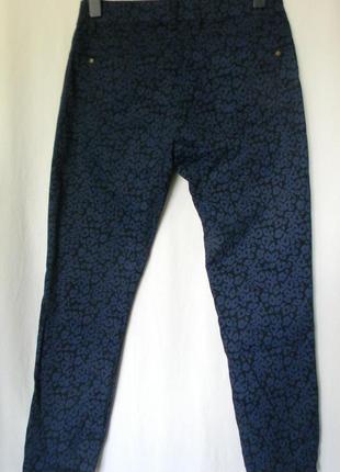 Жіночі синьо-чорні штани з леопардовим принтом f&f / джинси скінні / вузькі штани m/l3 фото