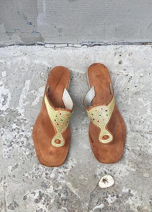 Круті шкіряні шльопанці в'єтнамки hand made