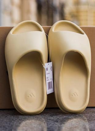 Yeezy slide тапки вместо кроксов шлепки