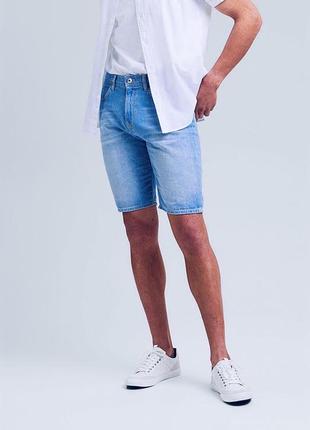 Чоловічі джинсові стрейчеві вузькі шорти бермуди.4 фото