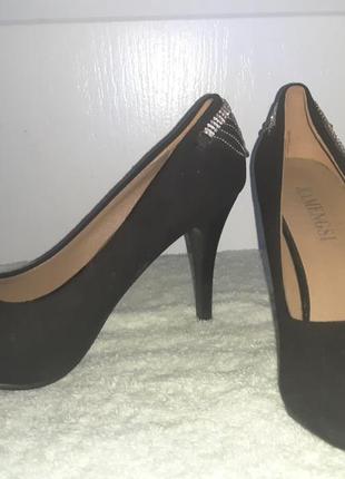 Новые женские черные замшевые туфли kamengsi. размер 38 хэллоуин halloween10 фото