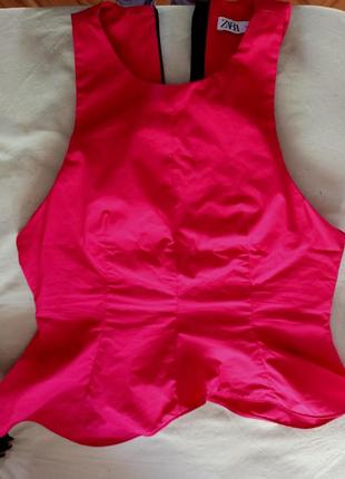 Zara. интересная блуза, топ с асимметричным низом, цвет фуксия2 фото