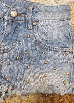 Летние стильные джинсовые шорты pompdelux на 6-7 лет (можно дольше)6 фото